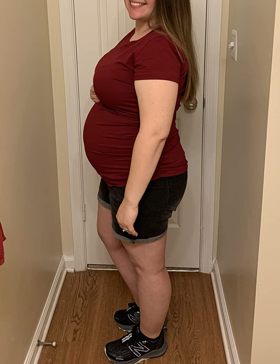 Peauty White Maternity Tops  for Women Side Ruched T Shirts